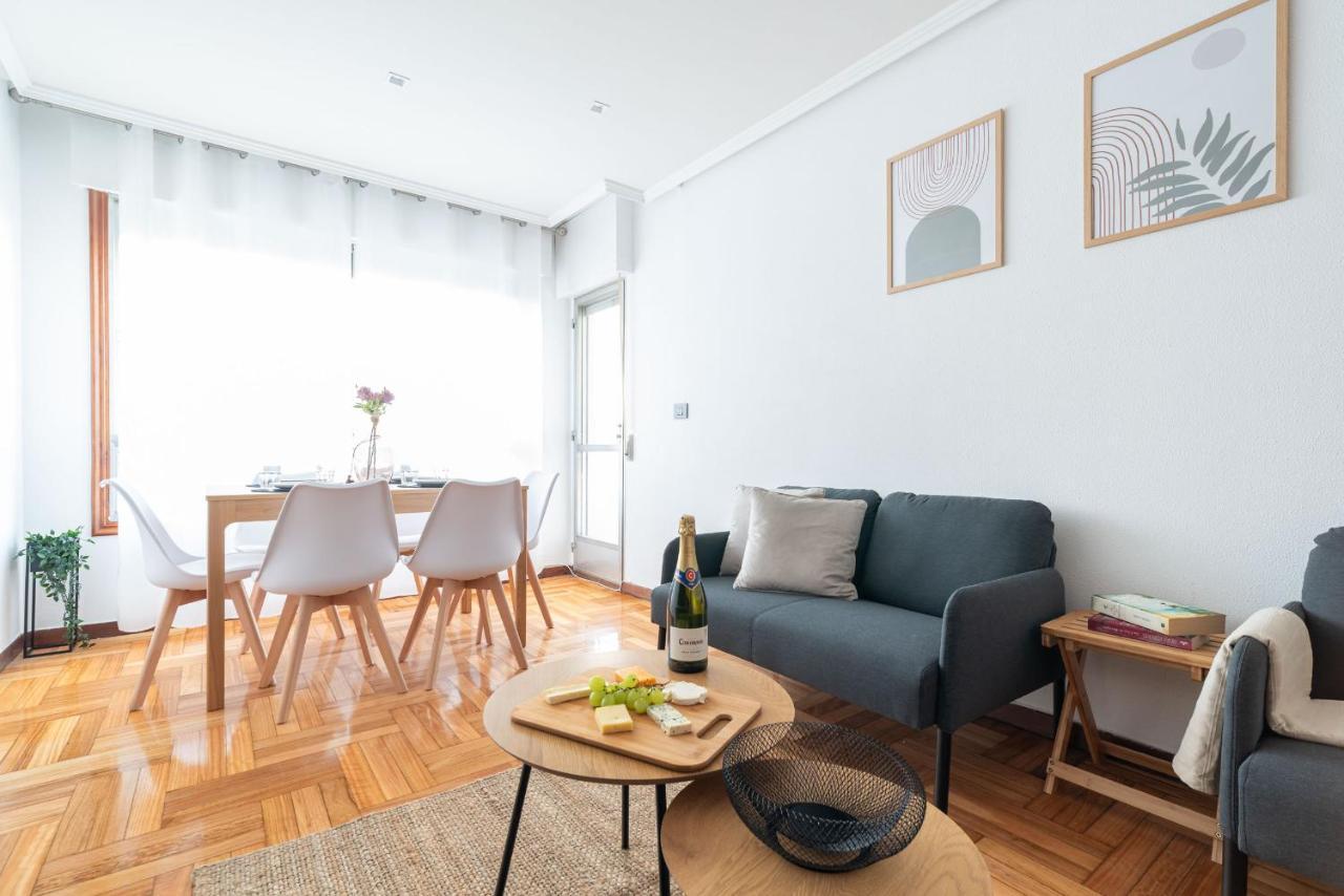 Amplia Vivienda Con Garaje Apartman Vigo Kültér fotó