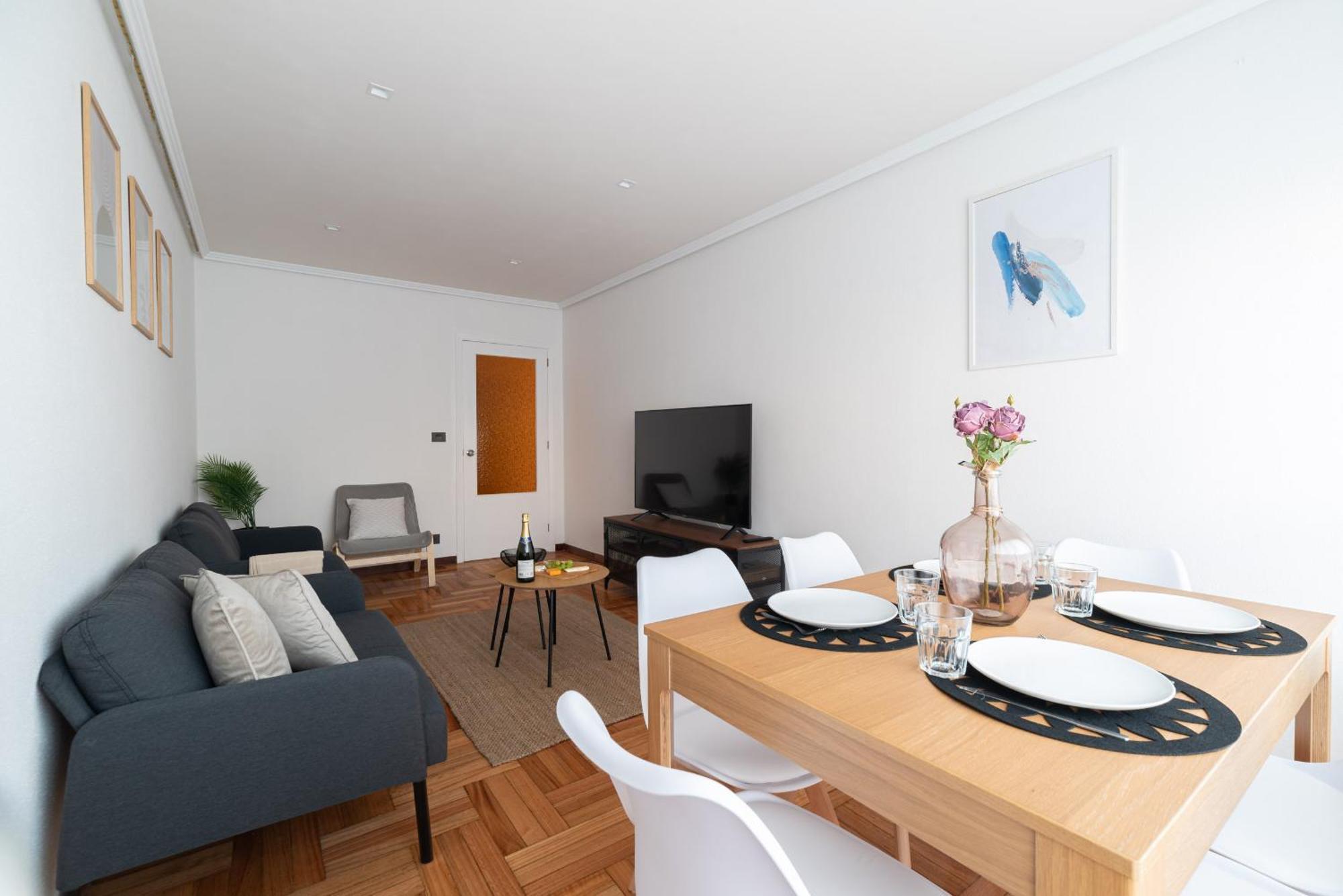 Amplia Vivienda Con Garaje Apartman Vigo Kültér fotó